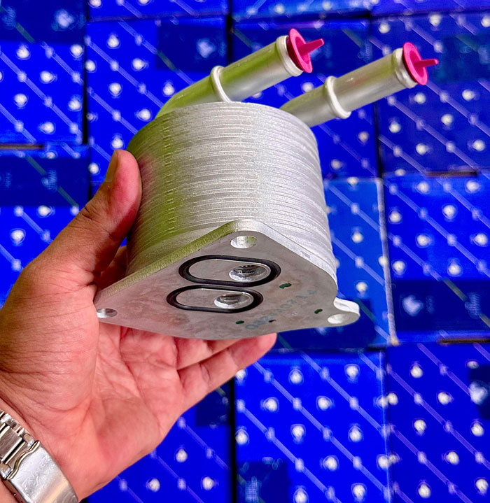 رادیاتور خنک کننده گیربکس اتوماتیک دنا