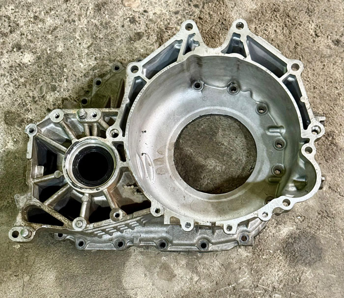 پوسته جلو گیربکس اتوماتیک سانتافه 2700