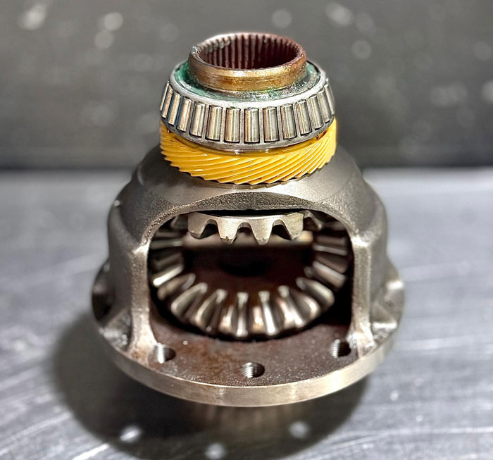 هوزینگ گیربکس اتوماتیک سانتافه 2700