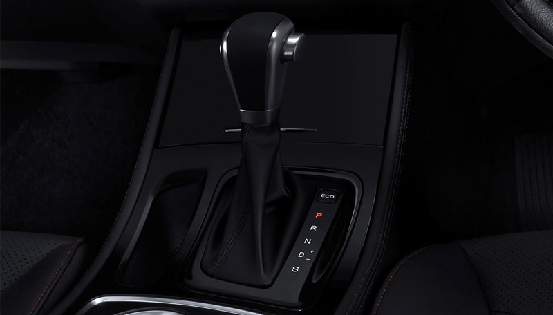 Automatic transmission in traffic; stay in D or N